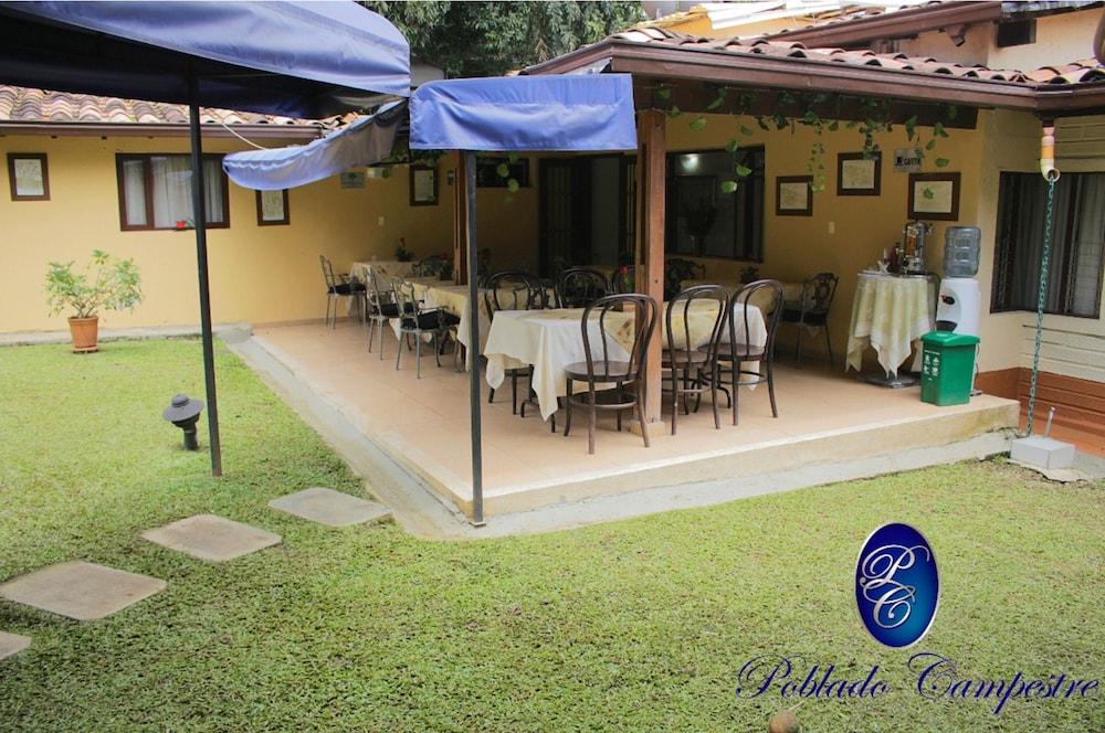 Hotel Poblado Campestre Medellin Ngoại thất bức ảnh