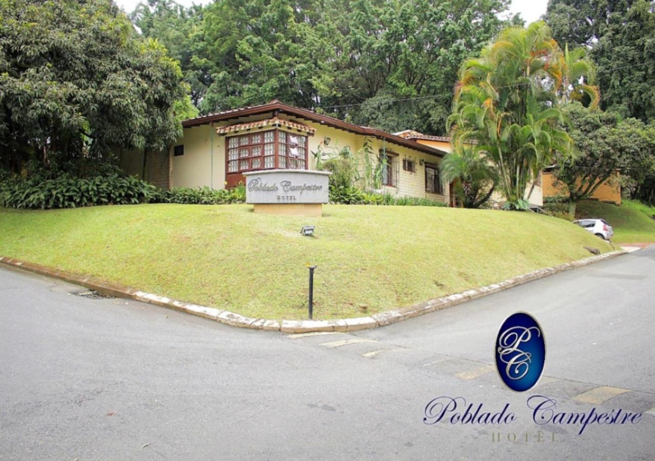 Hotel Poblado Campestre Medellin Ngoại thất bức ảnh